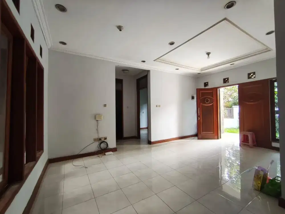 DIJUAL RUMAH 1,5 lantai (270) Batununggal dkt Rs. Mayapada, Sekolah St. Aloysius, Tol Buah Batu, Yogja Centre