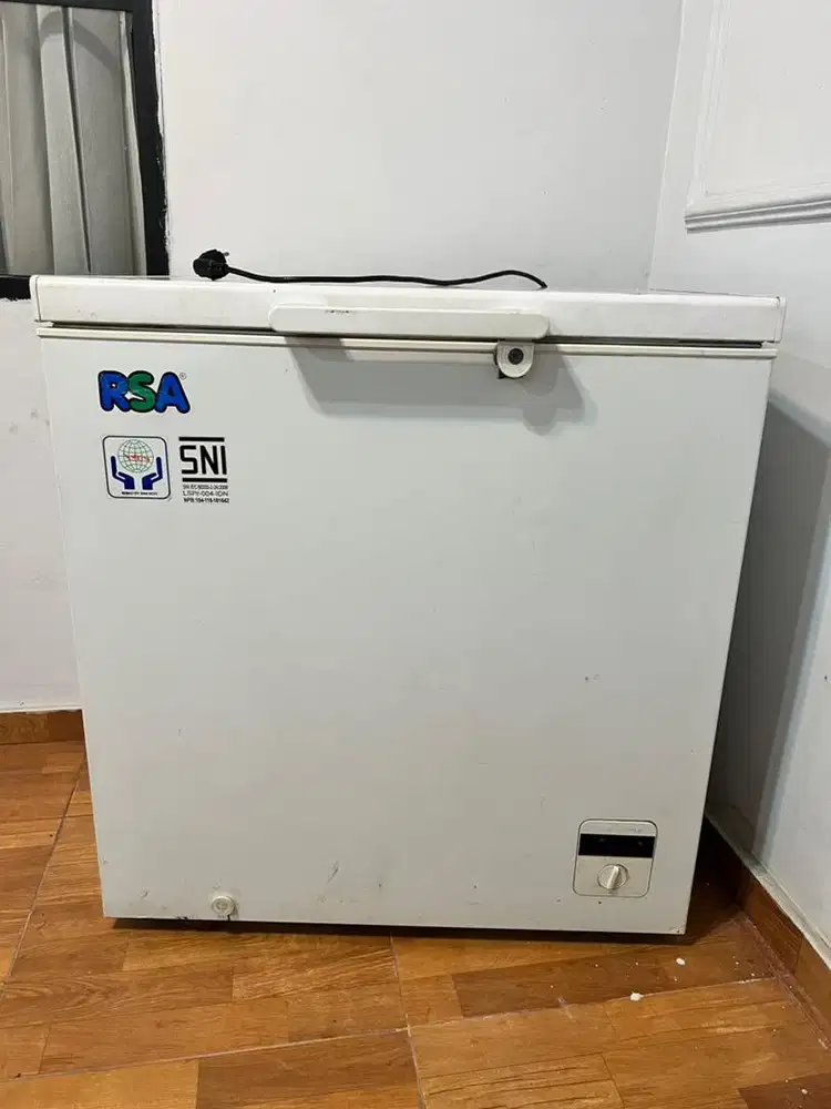 Freezer RSA 210 L