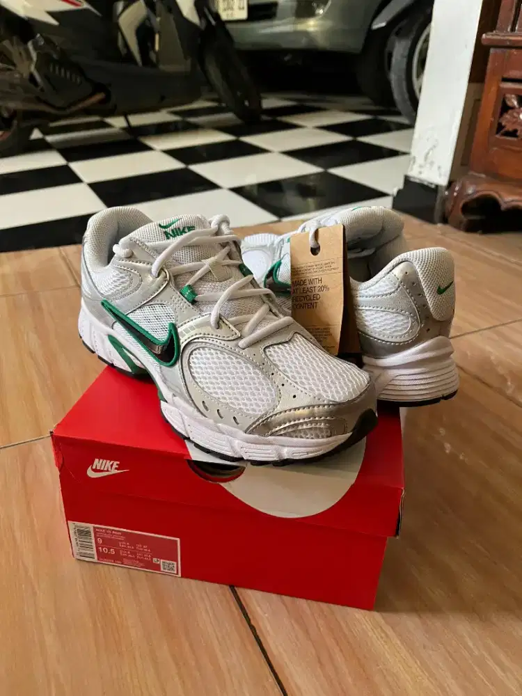 SEPATU NIKE V5 RNR SHOES NEW ORIGINAL