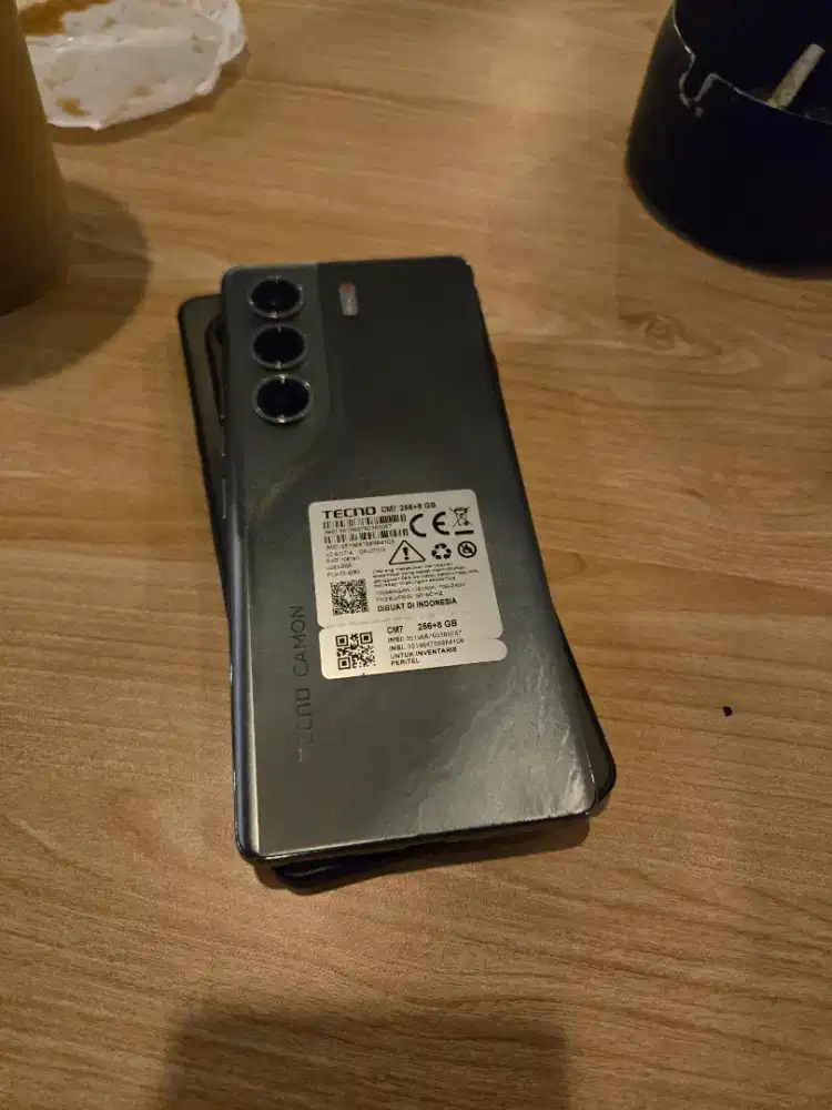 Tecno Camon 40 Pro 5G 12 256GB seperti baru