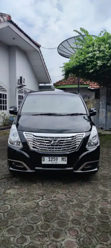 Jual Hyundai H-1