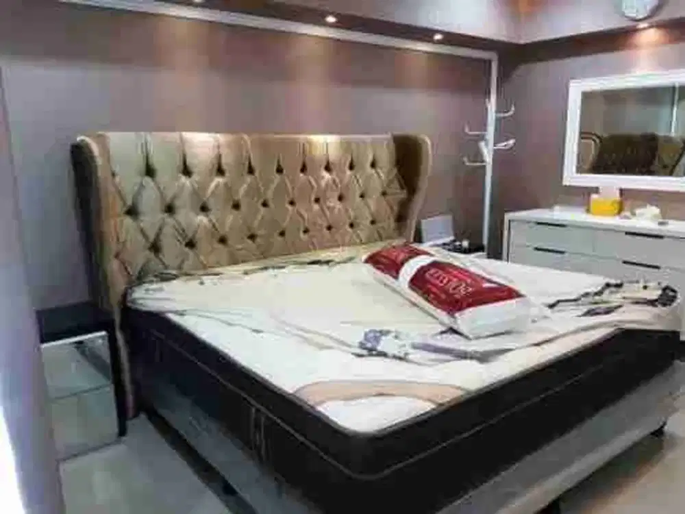 SANGAT MURAH Disewakan Apartemen Tanglin Surabaya Barat Super Premium Full Furnished Lantai 12