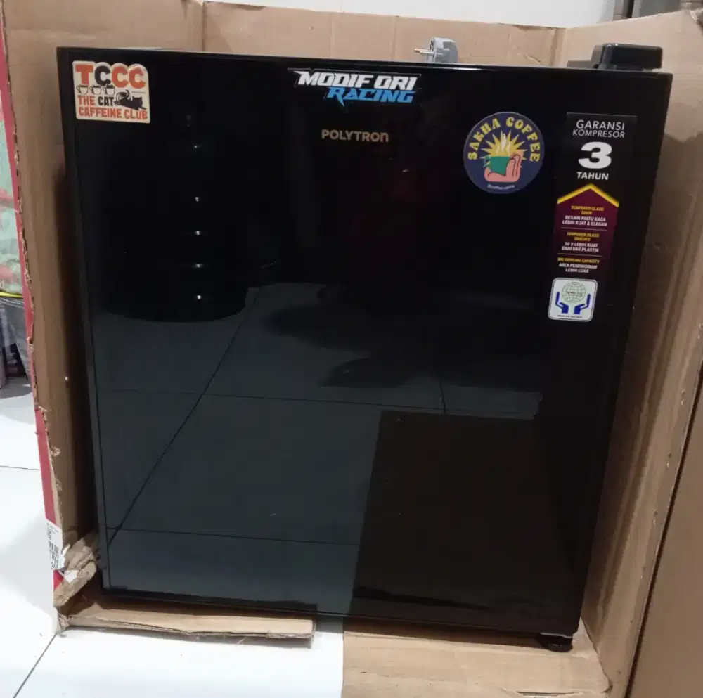 Kulkas Mini bar Polytron