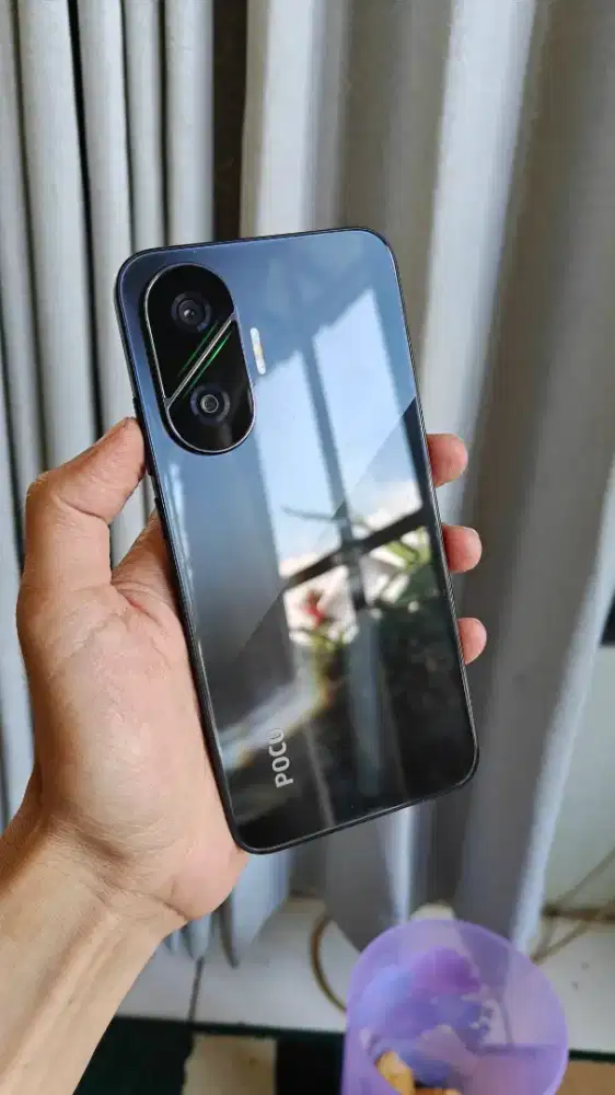 Poco F7 12/512gb