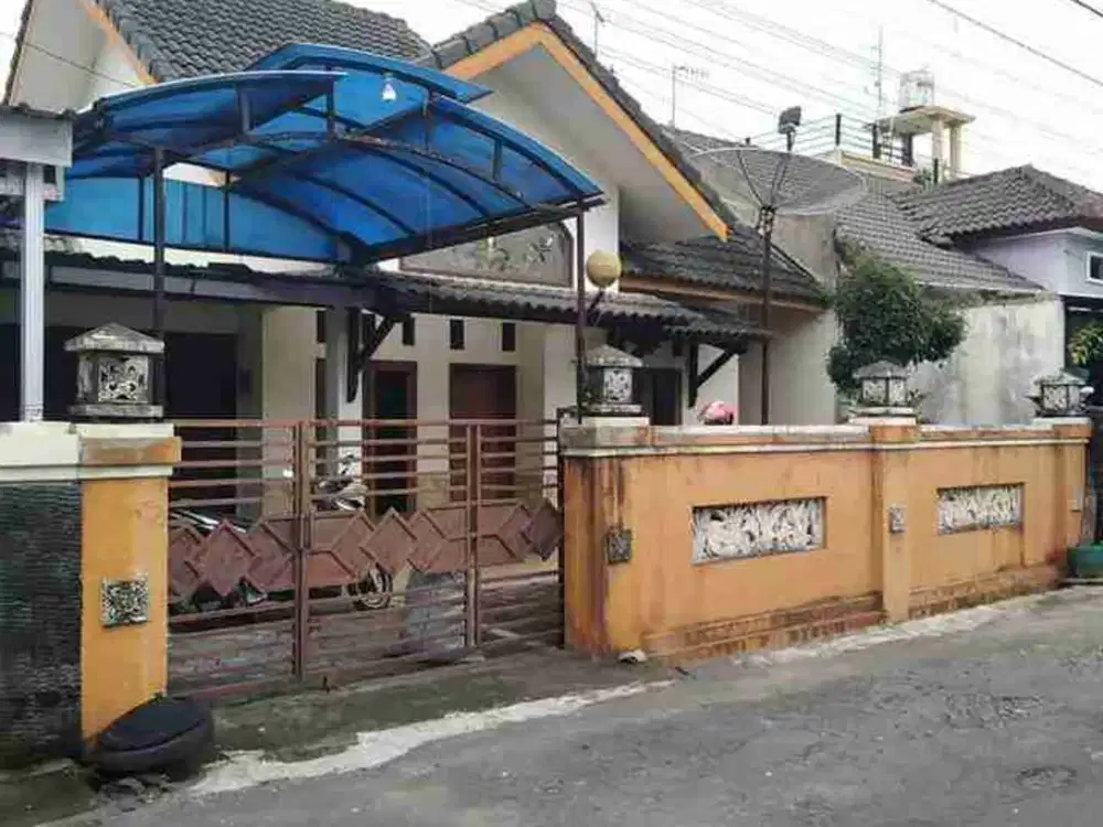 Dijual Rumah di Gulon Muntilan dekat jalan raya Mgl-Yogya