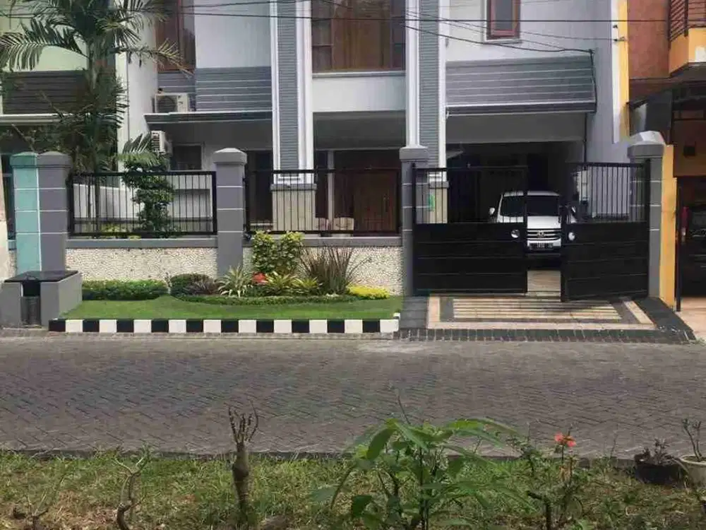 Rumah Murah 2 Lantai siap Huni di Babatan Pratama, Wiyung, Sby Selatan