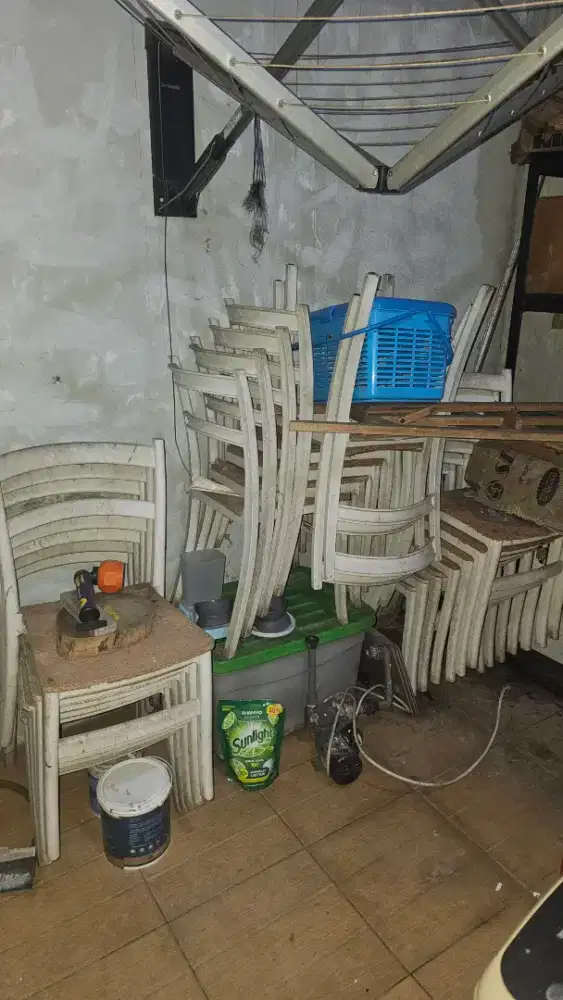 Kursi Hard PVC ex Informa