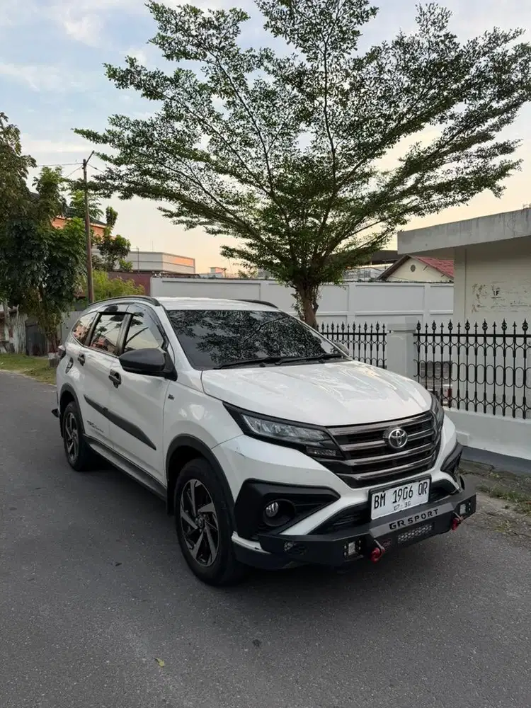 TOYOTA RUSH 1.5 STRD 2020 AUTOMATIC