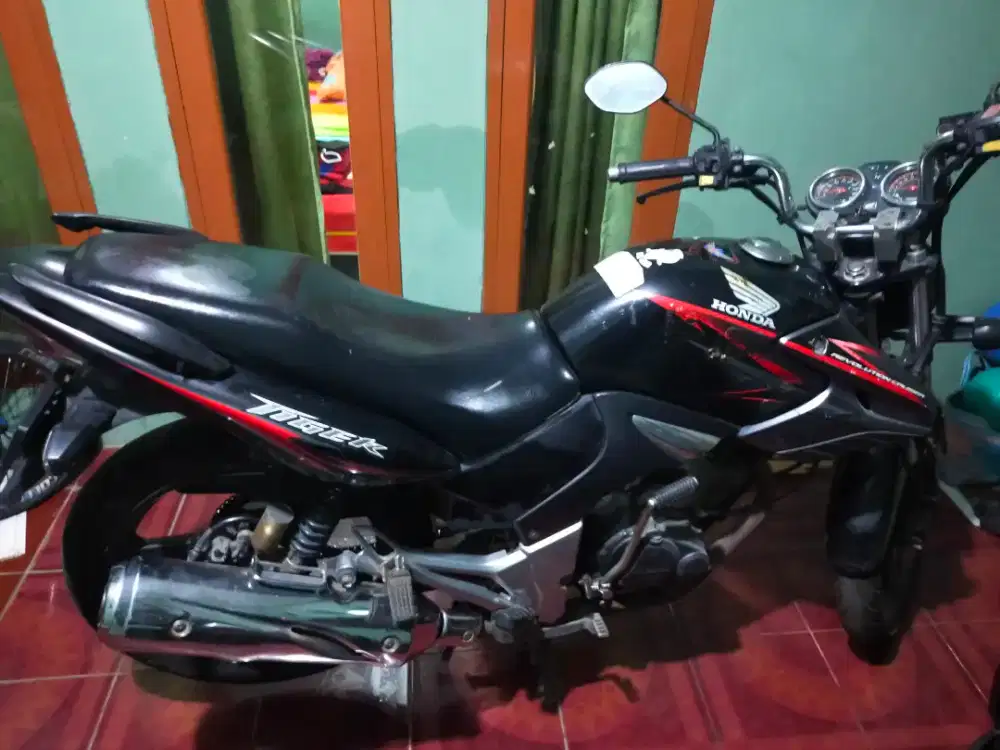 Honda Tiger Revo 2013