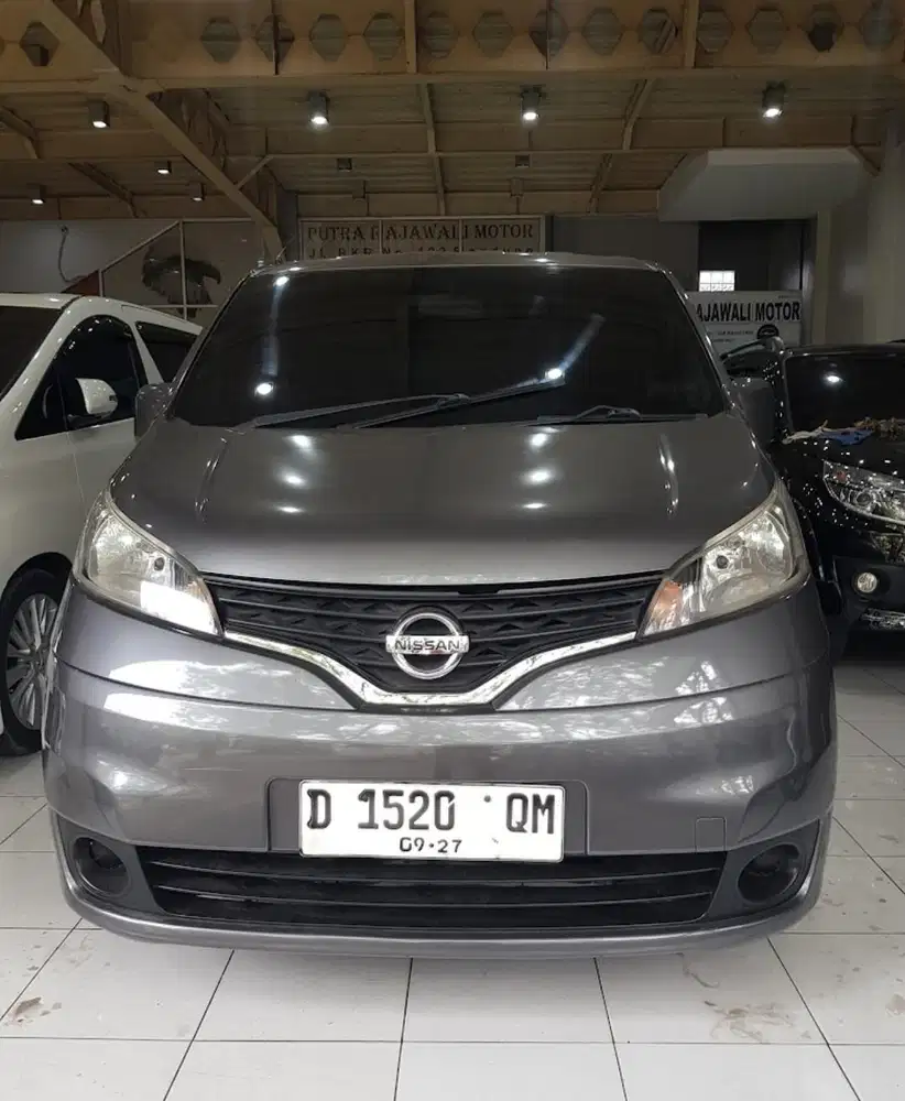 NISSAN EVALIA 1.5 SV AT 2012
