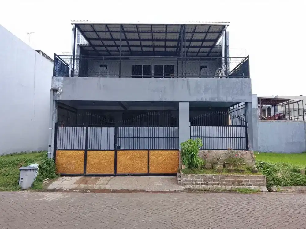 DISEWAKAN RUMAH WISMA PERMAI BARAT - JALAN UTAMA - FURNISHED