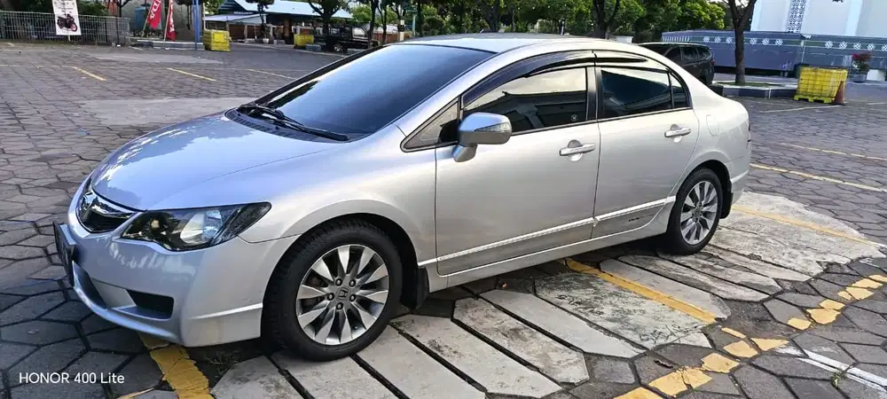 Honda Civic 2010 Bensin