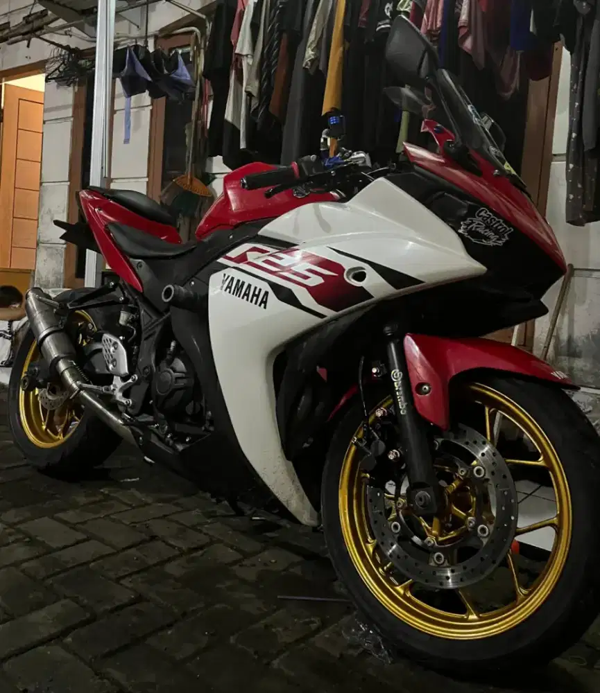 motor yamaha r25 thn 2014