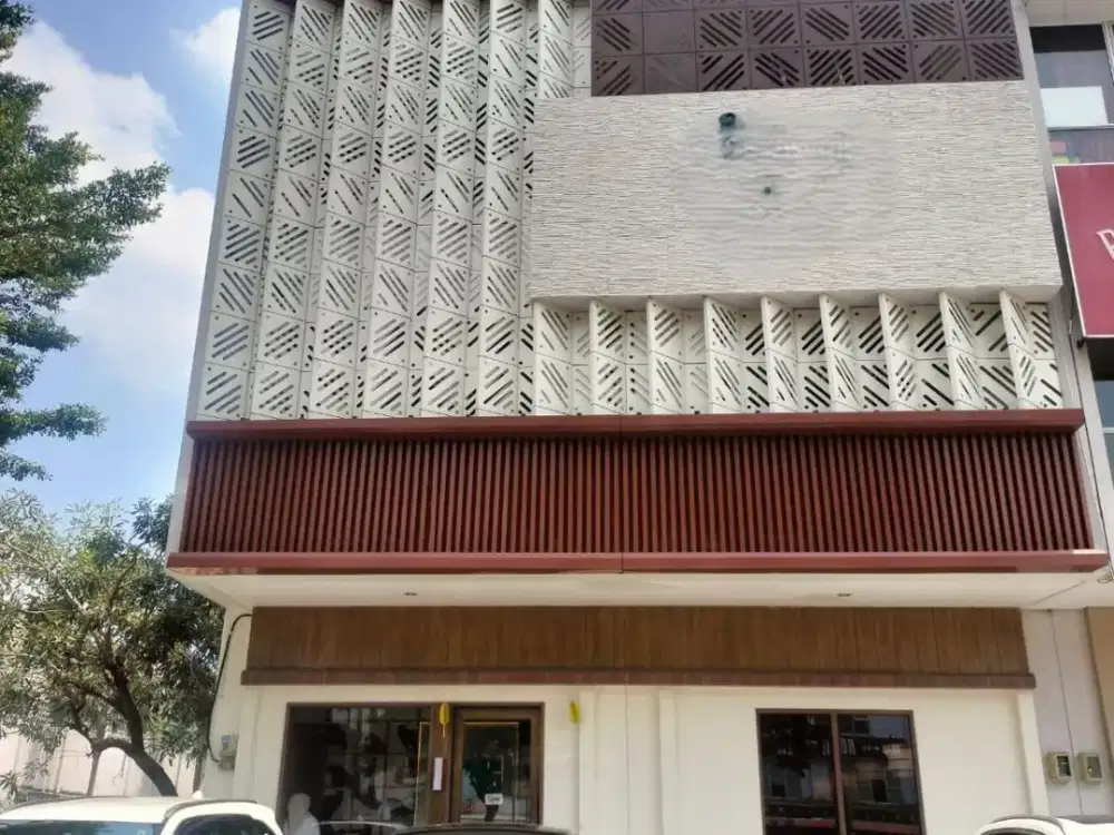Dijual Lelang Ruko Sorrento Junction Jalan Ir Soekarno Paramount Serpong, Kelurahan Curug Sangereng, Kecamatan Kelapa Dua, Kabupaten Tangerang
