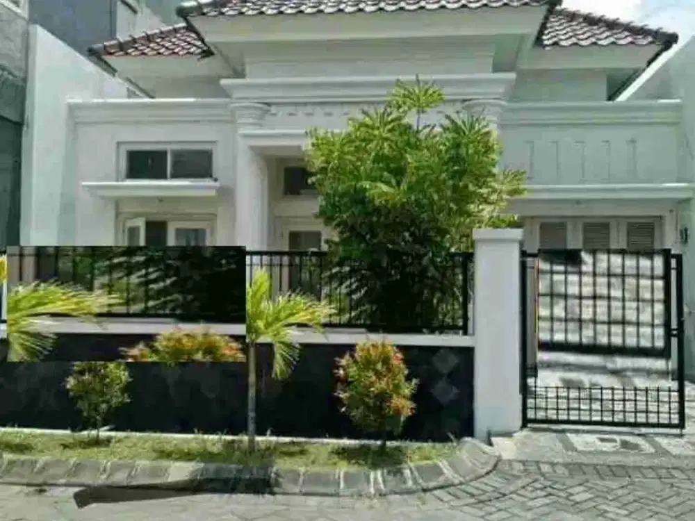 Rumah Central Park Gunung Anyar Surabaya Murah. RON.A1250