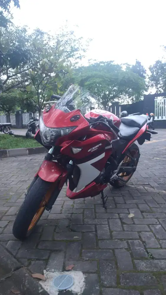 CBR 250 R ABS CBU THAILAND 2011