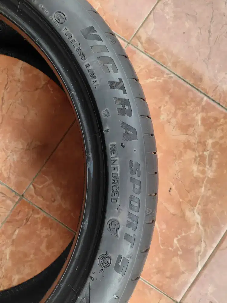 Maxxis 225/45/R19 kondisi 98%