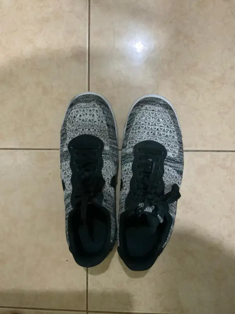 sepatu nike original
