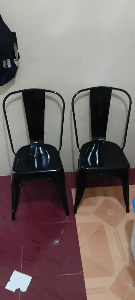 Kuris Besi Hitam