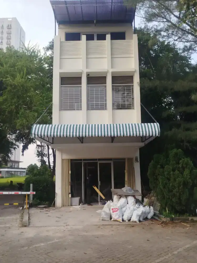 Kanopi awning minimalis
