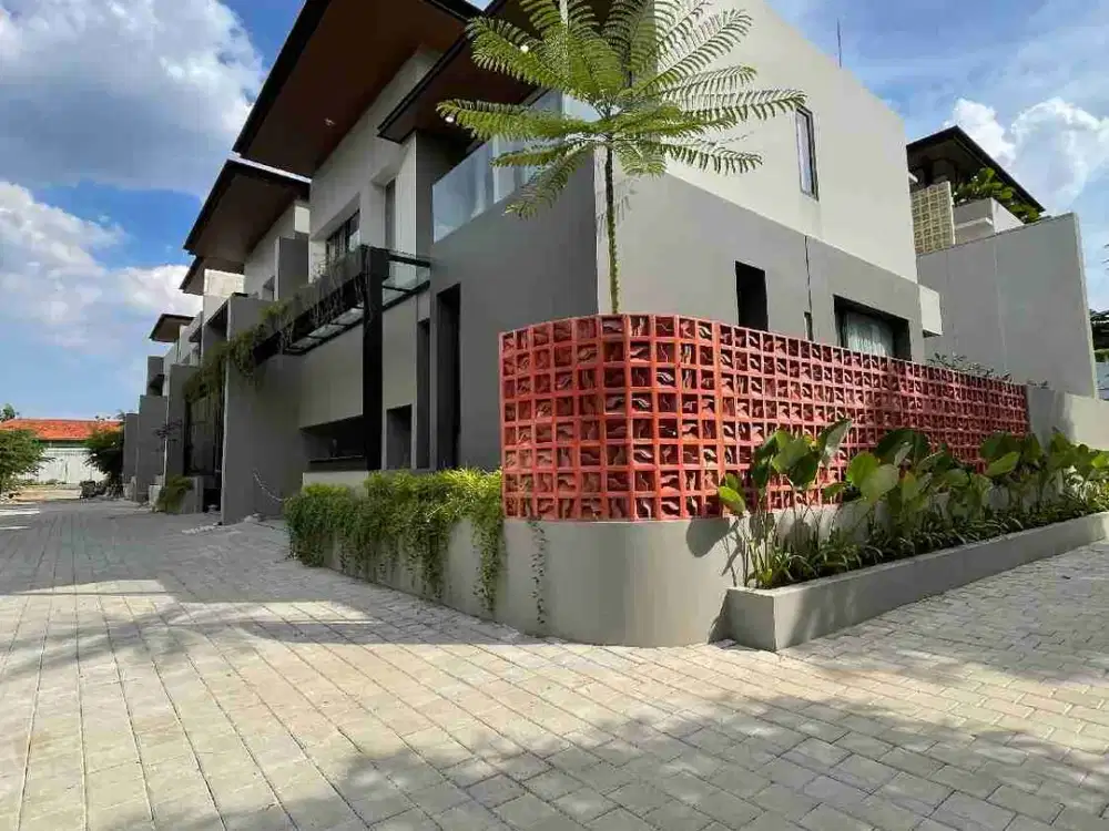 Rumah baru dalam townhouse di Cilandak