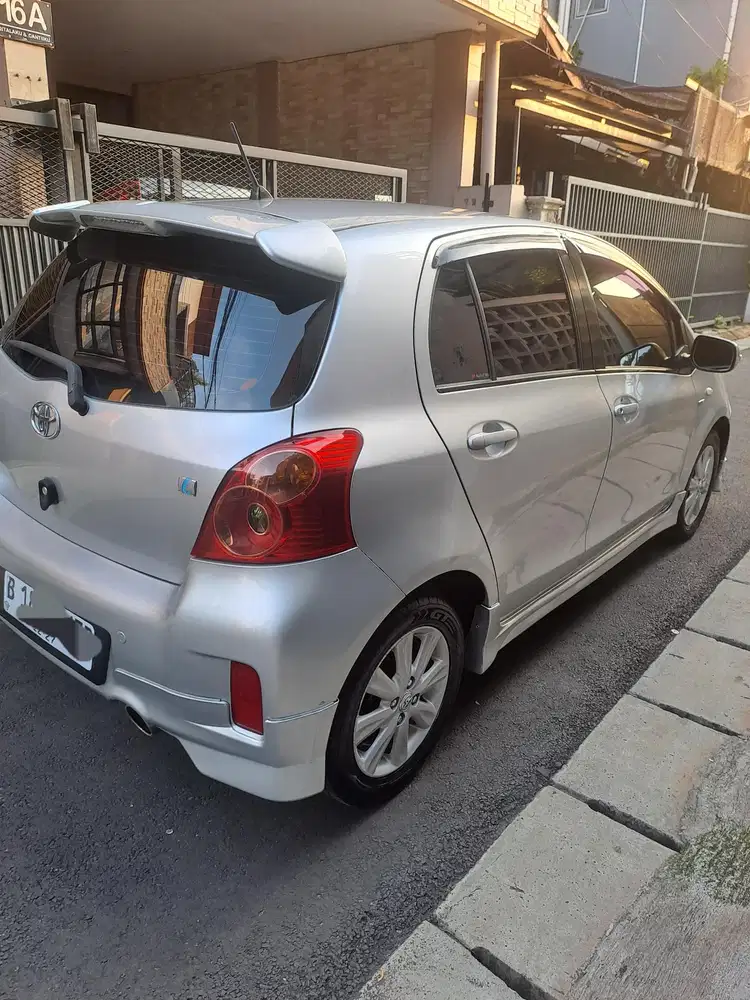 Toyota Yaris 2012 Bensin
