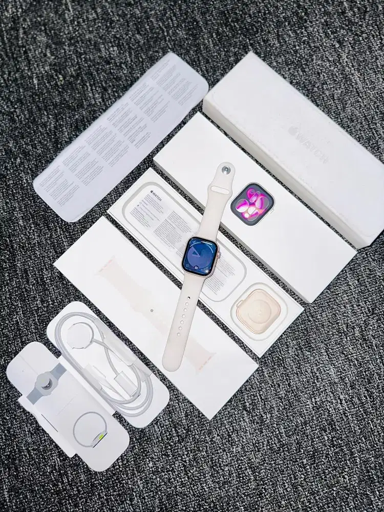 Apple Watch Series 11 42mm iBox BH100 2 Bulan pakai
