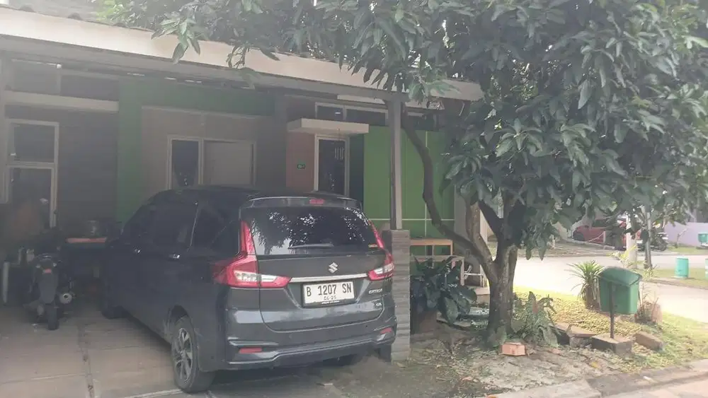 SEWA RUMAH CISAUK TAHUNAN 2 KT 1 KM SEMI FURNISHED