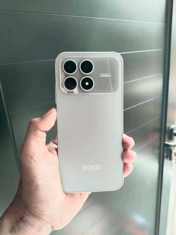 Poco f8 pro 12/512 bisa tt