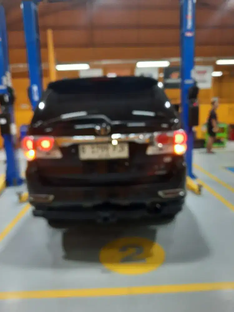 Jual mobil toyota fortuner vnt trd matik diesel 2013