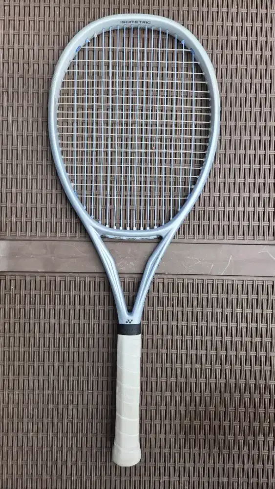 Raket Tenis Yonex Muse 2026