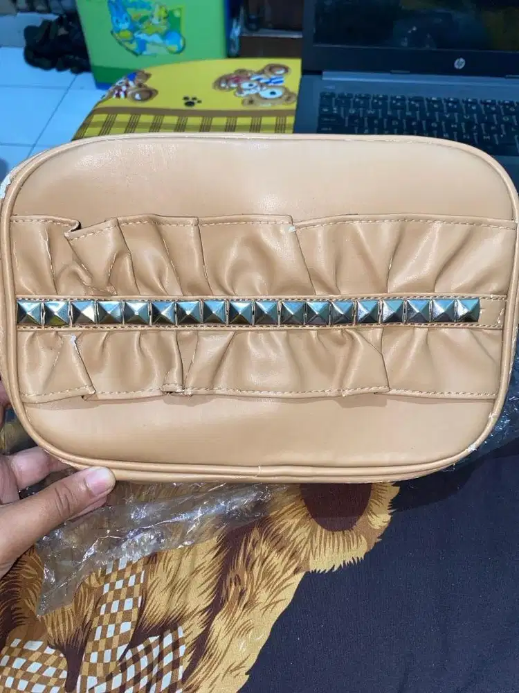 Tas second brand jeane