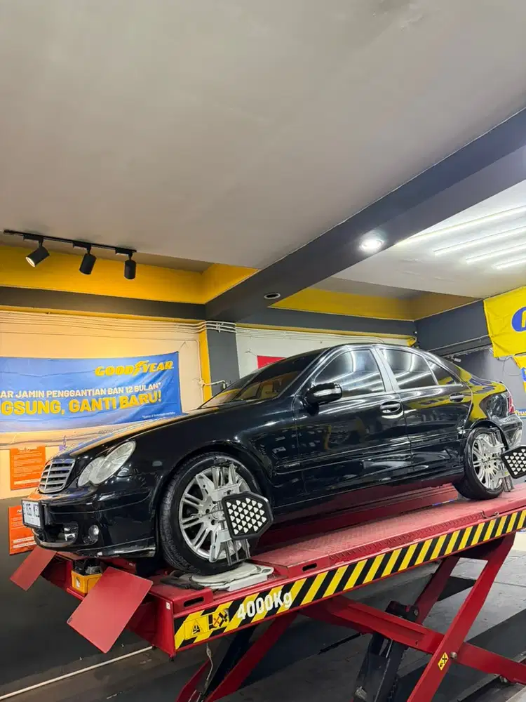 Mercedes-Benz C230 2007 Bensin