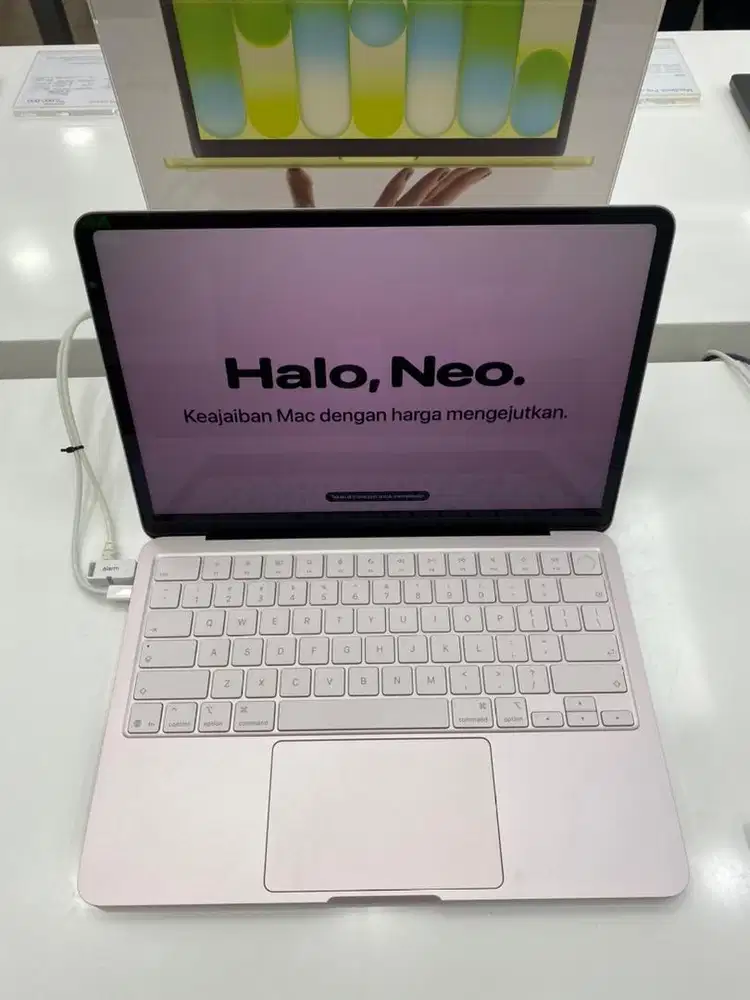 Cicilan Macbook Neo mulai dari 800ribuan