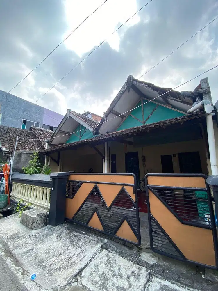 Dijual Rumah Strategis Kadipiro Banjarsari