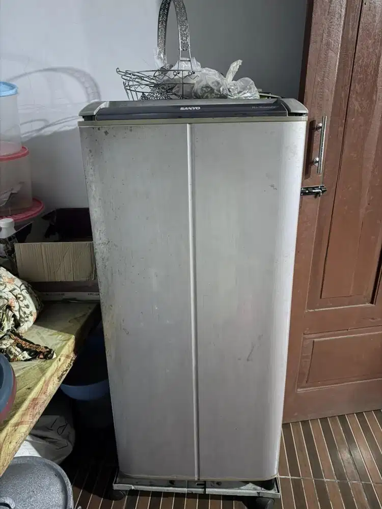 Kulkas sanyo normal semua