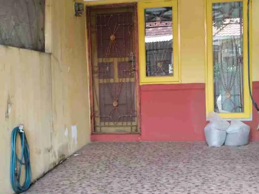 Dijual Rumah siap huni di cluster terdepan Boulevard Hijau. Harapan Indah. Kota Bekasi