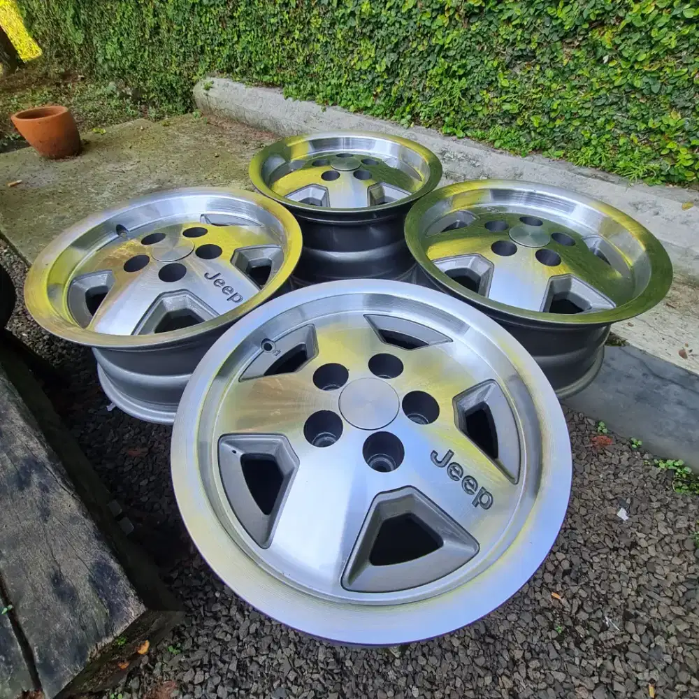 Velg jeep cherokee