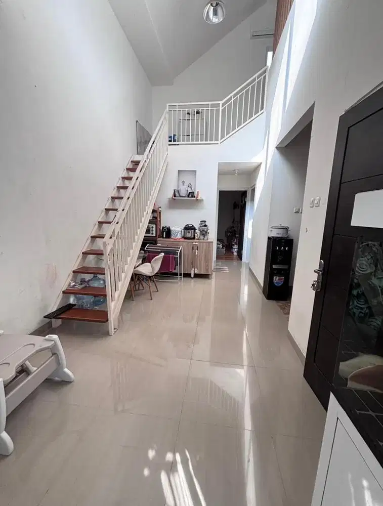 DIJUAL Rumah 1,5 Lantai Semi Furnished Tanpa Perantara