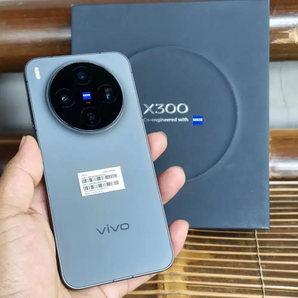 Vivo x300 12/256gb black