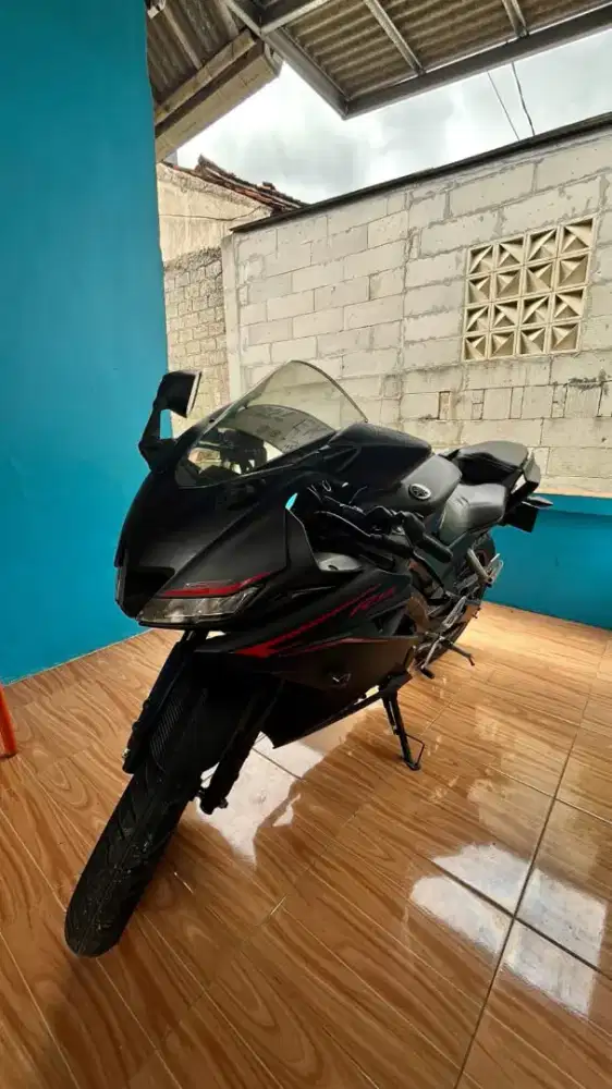 DIJUAL R15 V3 2017 SS KUMPLIT