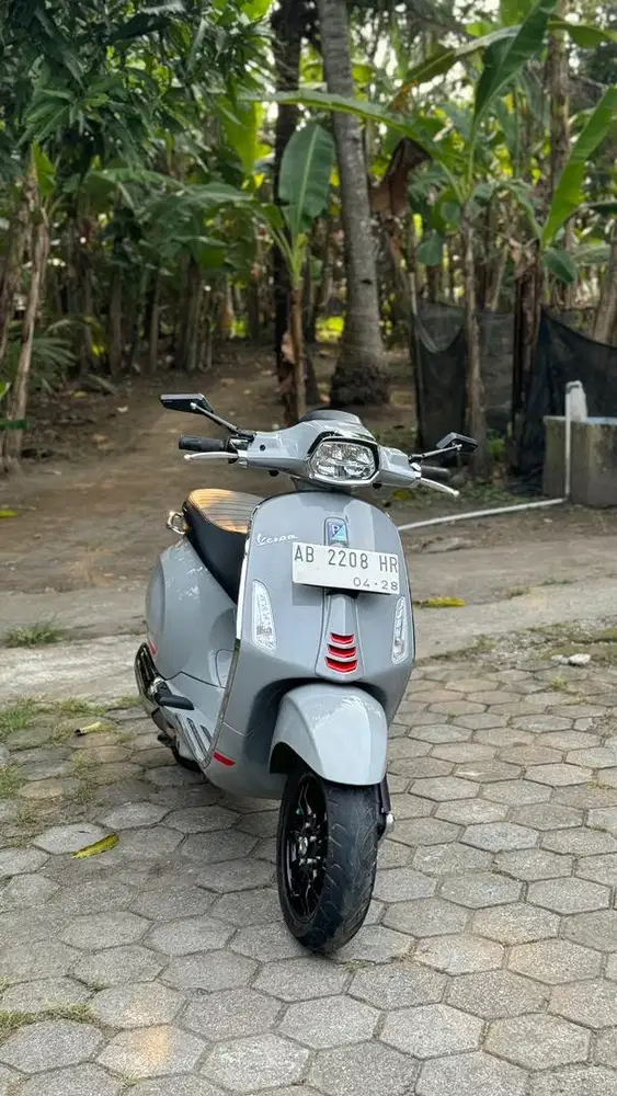 Vespa sprint S 2023 plat AB yogyakarta