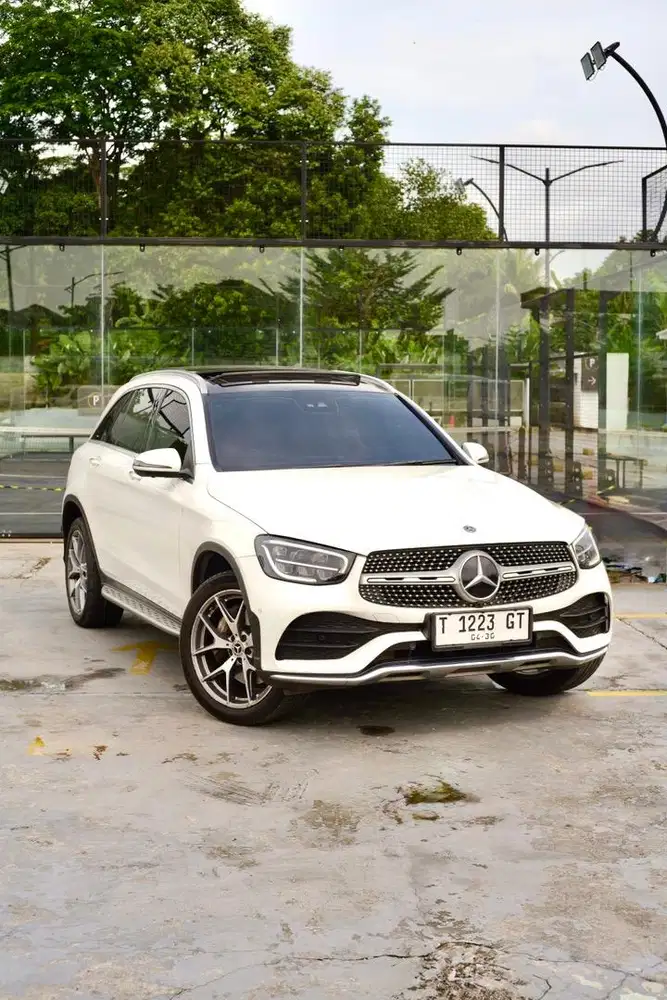 Mercedes-Benz GLC 200 2021 MBUX AMG LINE PANORAMIC SUNROOF FULL OPTION