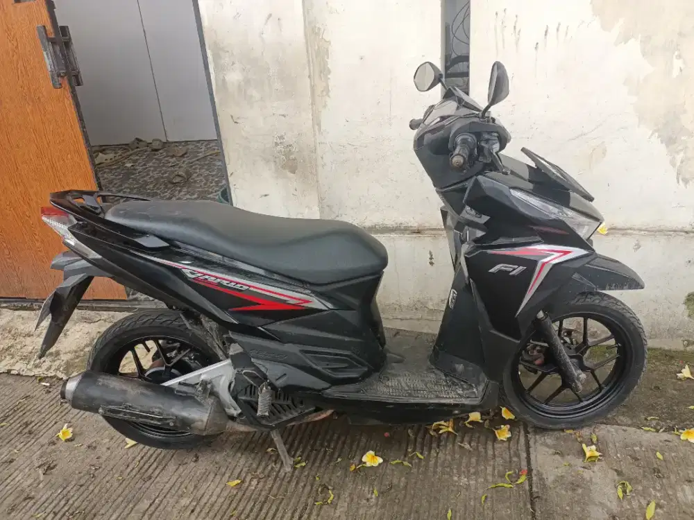 Vario LED 125 CC THN 2015