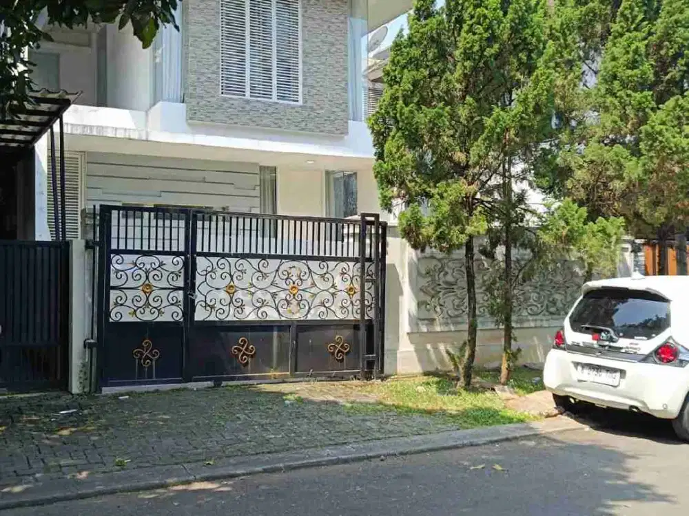 Dijual rumah di bulevar diluar cluster di Citra Gran Cibubur