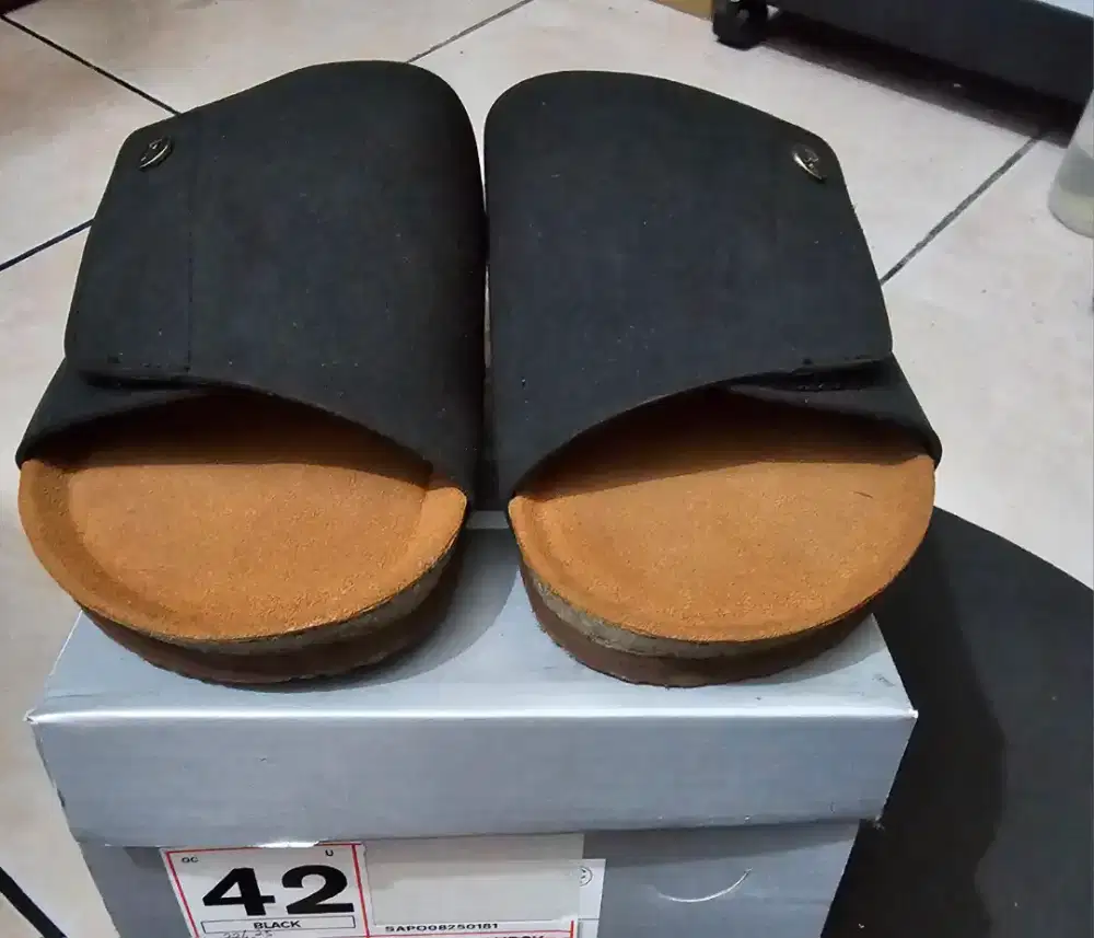 SANDAL FLADEO Ukuran 42