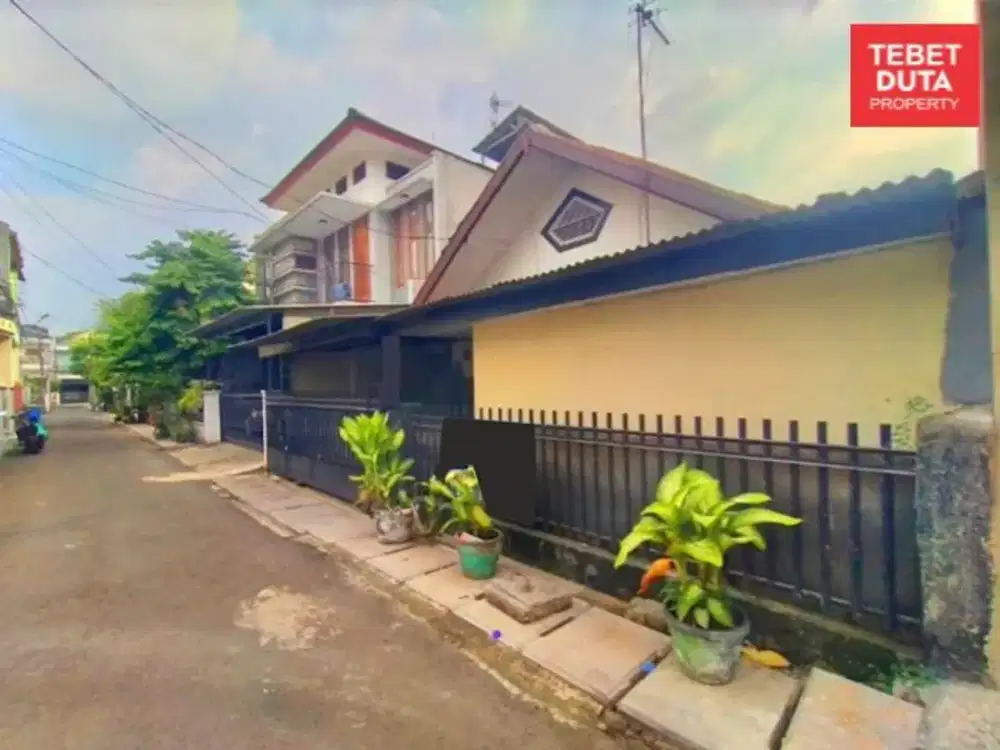Dijual Cepat Rumah Tebet Barat Lokasi Strategis Nyaman Jalan 1 Mobil