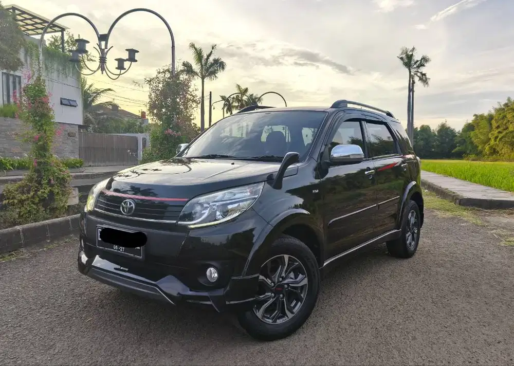 KM 36rb Toyota Rush S TRD Ultimo AT 2017 Full Original masih plastikan
