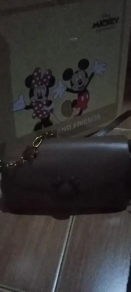 Dijual  cepat tas wanita Mickey Disney