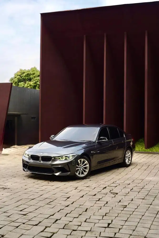DIJUAL BMW F30 320i B48 LCI SPORT 2017 MODS